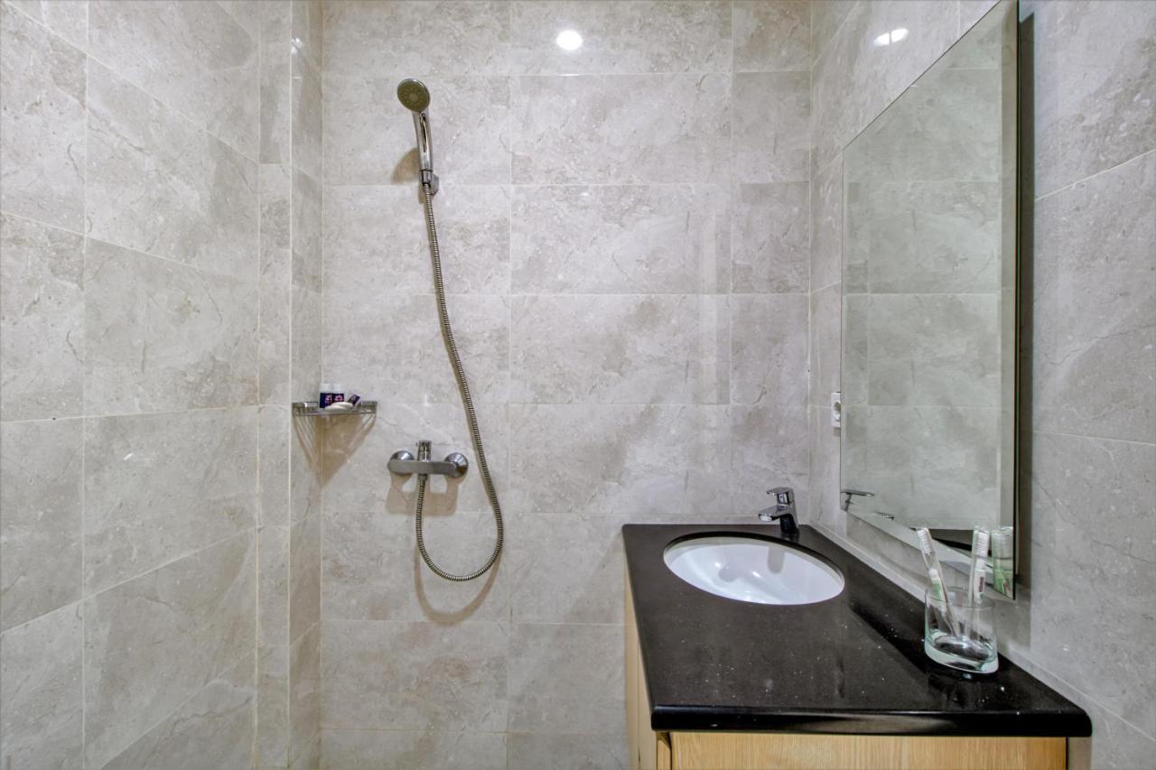 D'Padmaya Residence Jakarta Extérieur photo